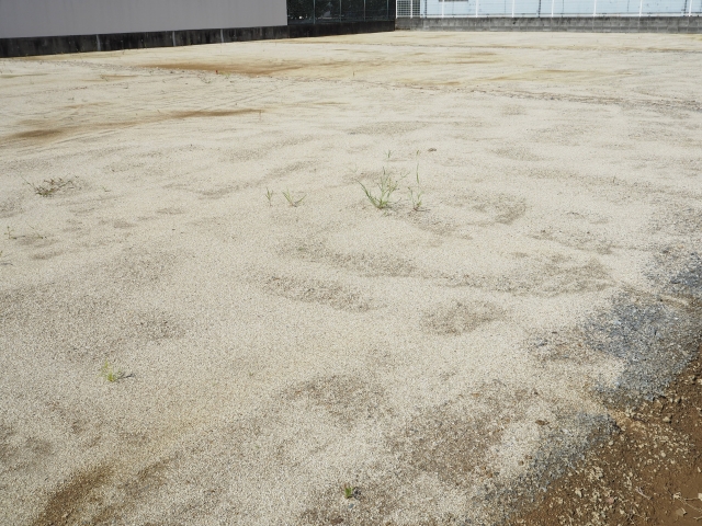 売り出されている更地